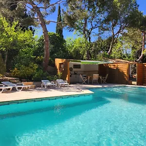 bnb-domaine-des-gendalis.aixenprovencehotels.org/